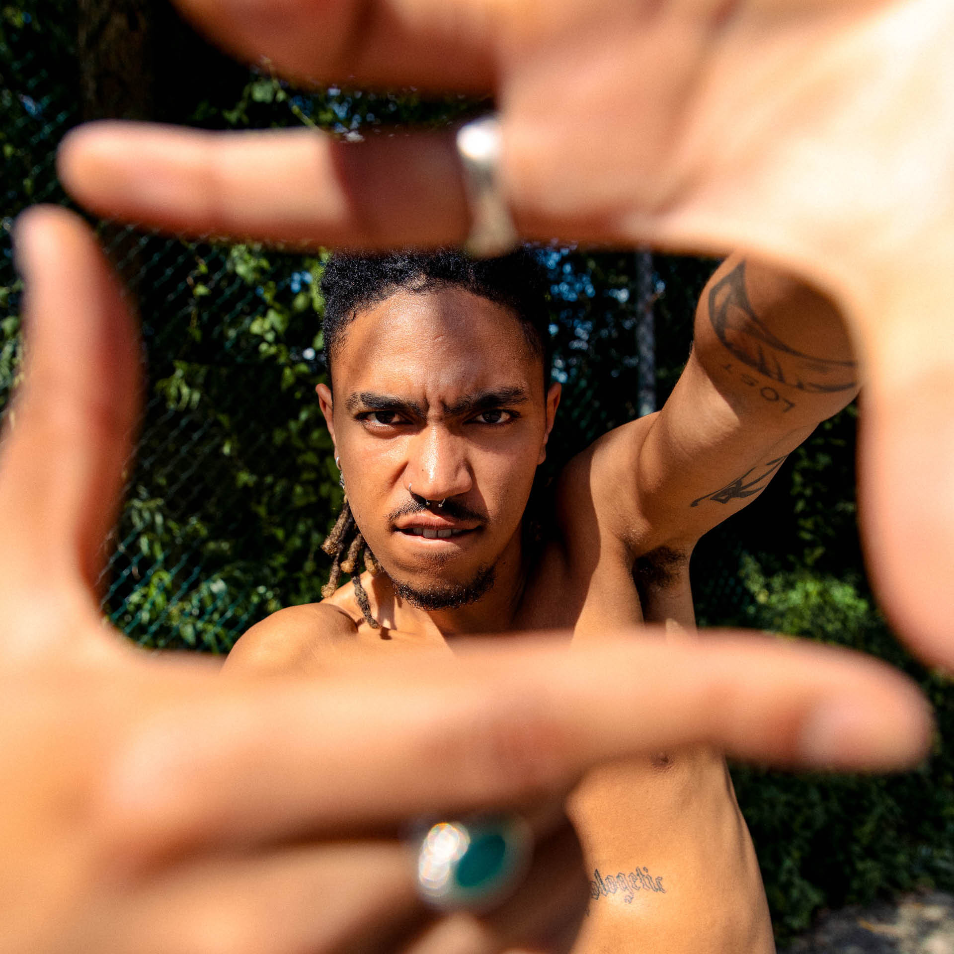 Framing hands